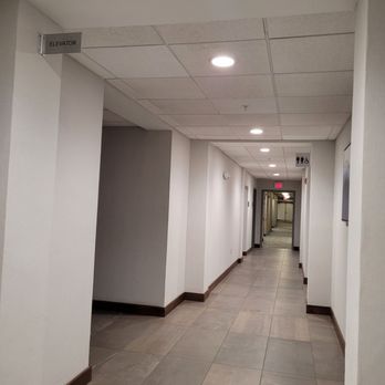 Courtyard by Marriott Concord - Hallway - Hotels Near Me - Concord, New Hampshire