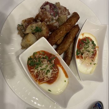 American Express Centurion Lounge - Breakfast - Airport Lounges Near Me - Houston, Texas American Express Centurion Lounge - Breakfast - Airport Lounges Near Me - Houston, Texas