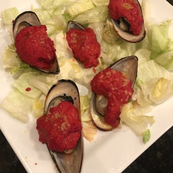 Sake Sushi Bar & Lounge - Spicy baked mussels - Sushi Bars Near Me - Port Arthur, Texas