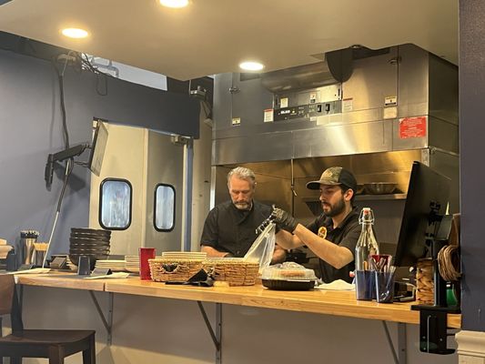 Monroe Bay Oysterette by null