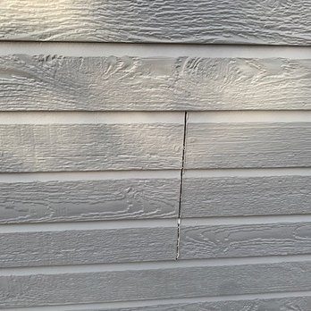 Tomberlin Remodeling - Most of the seams on the siding. Where's the caulk? - Painters Near Me Tomberlin Remodeling - Most of the seams on the siding. Where's the caulk? - Painters Near Me