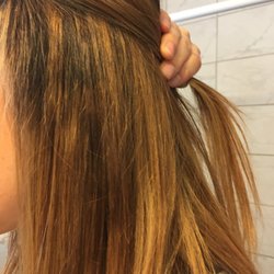 Bleu Roots Salon - Spots all throughout my hair, did not do my hair like I wanted. Do not recommend this place.