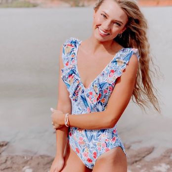 Get Golden - Lacey Get Golden client - Spray Tanning Near Me - Santa Clara, Washington Get Golden - Lacey Get Golden client - Spray Tanning Near Me - Santa Clara, Washington