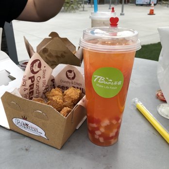 TBaar - Fresh Grapefruit tea!! Highly recommended! Excuse the chicken and straws lmao - Bubble Tea Near Me - Buena Park, California