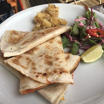 Emma Pea - Quesadilla - Bars Near Me - Berlin, BE