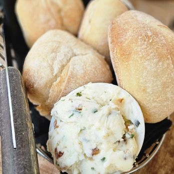 The Hideaway by Aloha Prime - The rolls & garlic butter are the reason I made a reservation to come back. - American Near Me - Kihei, Hawaii