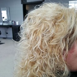 We love curly hair :)