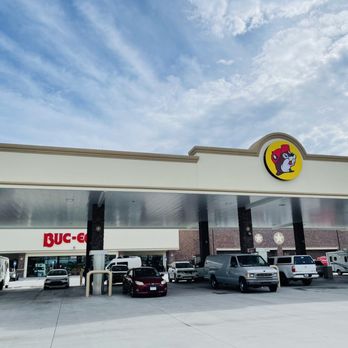 Buc-ee's - Buc-ees! So many pumps - Gas Stations Near Me - Daytona Beach, Florida Buc-ee's - Buc-ees! So many pumps - Gas Stations Near Me - Daytona Beach, Florida