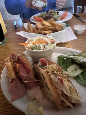 Patterson's Pub by null