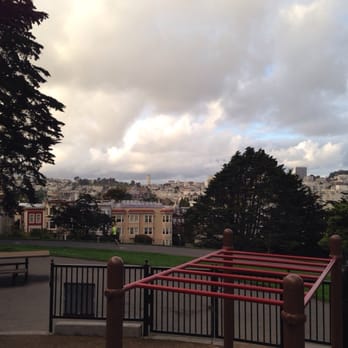 Alamo Square - View from the playground on a foggy day - Parks Near Me - San Francisco, California Alamo Square - View from the playground on a foggy day - Parks Near Me - San Francisco, California