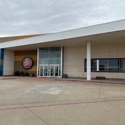 Exterior outside entrance of Dave & Buster's Oklahoma City - 70s Style? - Oklahoma City, Oklahoma Exterior outside entrance of Dave & Buster's Oklahoma City - 70s Style? - Oklahoma City, Oklahoma