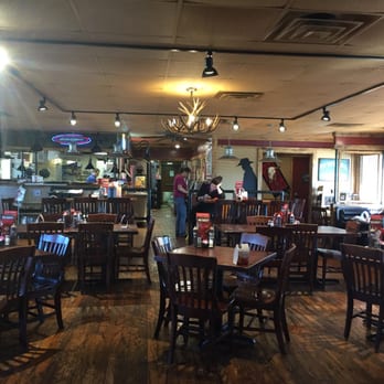 RibCrib BBQ - Great bar scene - Barbeque Near Me - Springfield, Missouri
