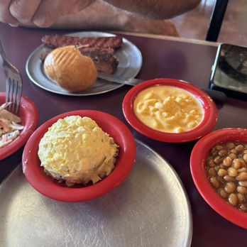 Randy's Roadkill Bbq & Grill - Cole slaw, potato salad, Mac n cheese, baked beans - Barbeque Near Me - Rolla, Missouri