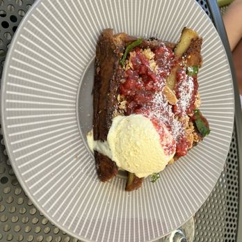 Unconventional Diner - French Toast - Breakfast & Brunch Near Me - Washington, DC, District of Columbia Unconventional Diner - French Toast - Breakfast & Brunch Near Me - Washington, DC, District of Columbia