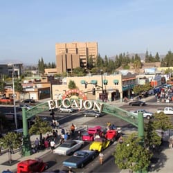 Opening night of Cajon Classic Cruise 2014