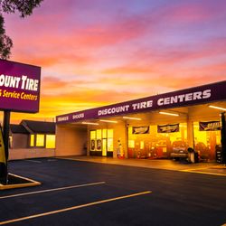 Discount Tire & Service Centers