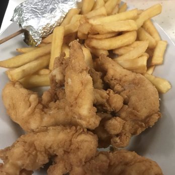 Jones Fish Camp - Chicken Strip platter - Seafood Near Me - Maiden, North Carolina