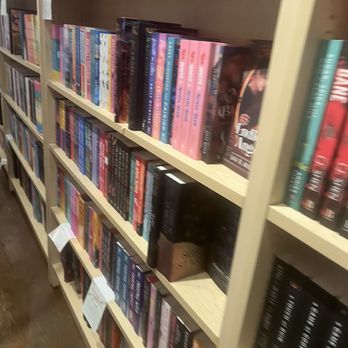 Writer's Block Bookstore - Bookstores Near Me - Winter Park, Florida Writer's Block Bookstore - Bookstores Near Me - Winter Park, Florida