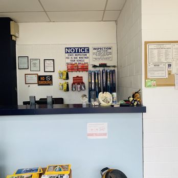 Mr. Sticker - Waiting Room - Auto Repair Near Me - Houston, Texas Mr. Sticker - Waiting Room - Auto Repair Near Me - Houston, Texas