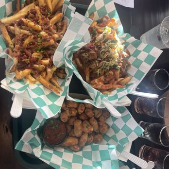 Old House Vineyards - Bbq fries, pub fries, cheese curds - Wineries Near Me - Culpeper, Virginia Old House Vineyards - Bbq fries, pub fries, cheese curds - Wineries Near Me - Culpeper, Virginia
