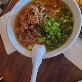 Cagami Ramen - Beef ramen with fat on every piece of meat - Ramen Near Me - Camarillo, California Cagami Ramen - Beef ramen with fat on every piece of meat - Ramen Near Me - Camarillo, California
