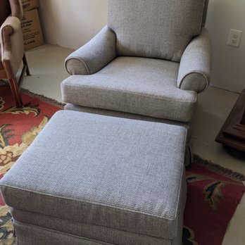 Gino's Upholstery - Great Upholsterer - Shades & Blinds Near Me - Beverly, New Jersey Gino's Upholstery - Great Upholsterer - Shades & Blinds Near Me - Beverly, New Jersey