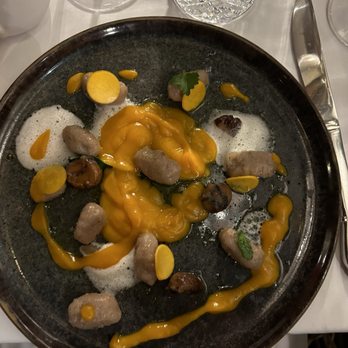 Château de Sacy - Restaurants Near Me - Sacy, 51