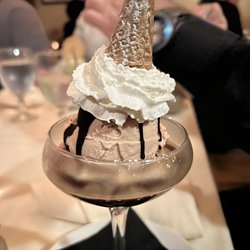 Ristorante Lucia - Hazelnut gelato affogato