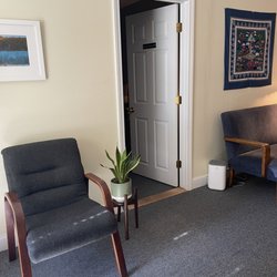 Therapeutic Massage by Marcia Campos - Waiting room