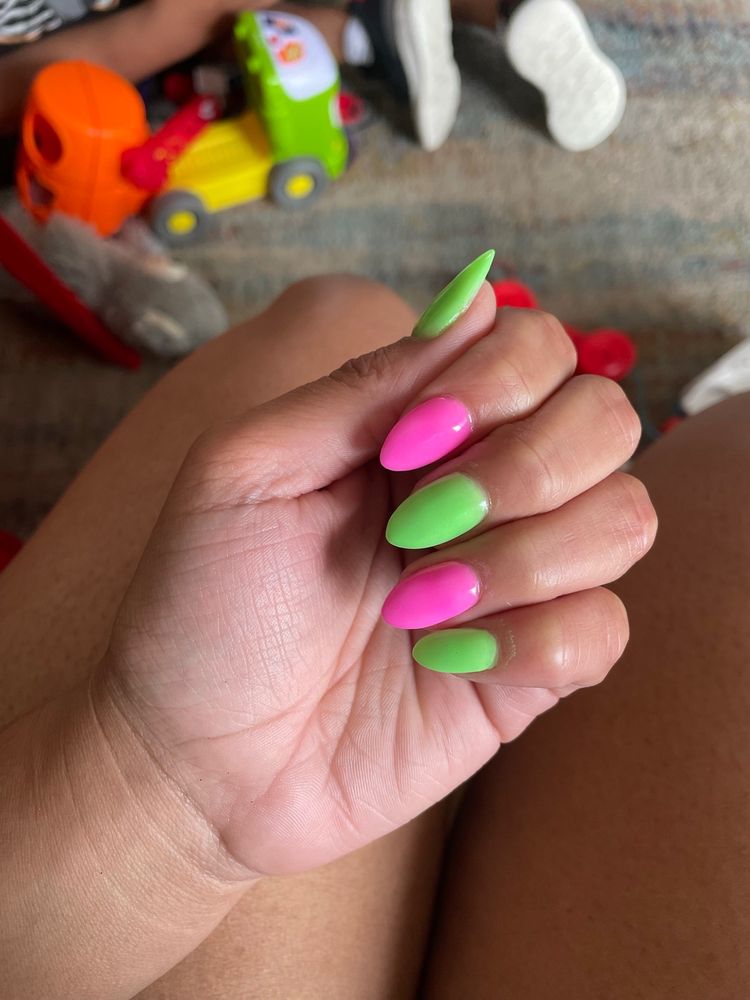 K&K BEAUTY NAIL SPA Updated August 2024 17 Photos 2044 Sunrise Hwy, Bay Shore, New York