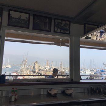 Brophy Bros - Bar Area - Seafood Near Me - Santa Barbara, California