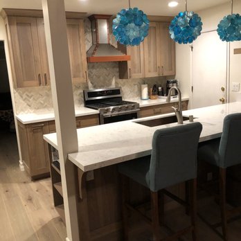 Gary S Warren - Kitchen view with quartz counters. - General Contractors Near Me - Livermore, California Gary S Warren - Kitchen view with quartz counters. - General Contractors Near Me - Livermore, California