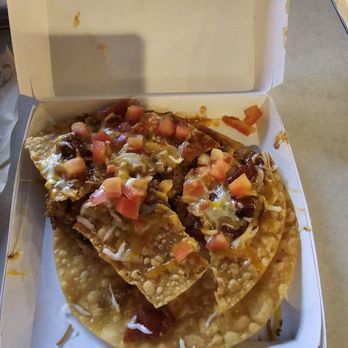 Taco Bell / KFC - Food, thrown into a container everything was just thrown into a container, all our food was gross and disgusting. . Slop in a container! - Fast Food Near Me - Webster, Massachusetts Taco Bell / KFC - Food, thrown into a container everything was just thrown into a container, all our food was gross and disgusting. . Slop in a container! - Fast Food Near Me - Webster, Massachusetts