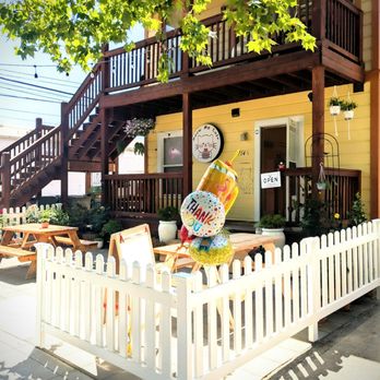 Meow Me Cafe - Perfect location. Not far from downtown. Just off the R St. Arts District corridor. Community garden across the way. The park nearby. - Bakeries Near Me - Sacramento, California Meow Me Cafe - Perfect location. Not far from downtown. Just off the R St. Arts District corridor. Community garden across the way. The park nearby. - Bakeries Near Me - Sacramento, California