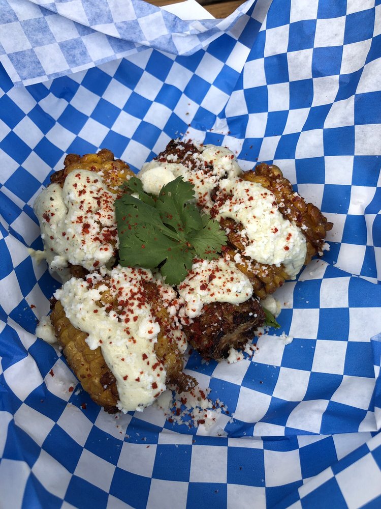 THE 100 POUND CLAM 101 Photos & 62 Reviews 1001 Fairview Ave N