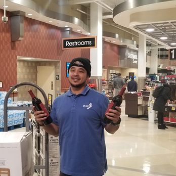 Harris Teeter - The best man and best crewmember's hat of the year...way to Diego...(dont really know his name) - Grocery Near Me - Vienna, Virginia