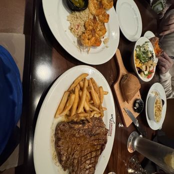 LongHorn Steakhouse - Fire-Grilled T-Bone, Redrock Grilled Shrimp - American Near Me - Panama City, Florida