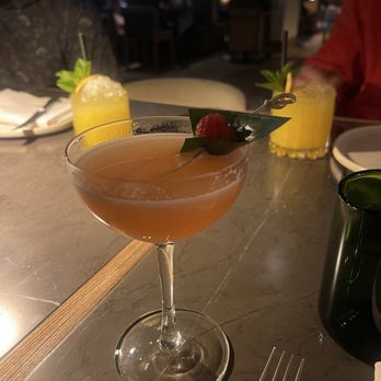 La Loba - Spanish Near Me - Seattle, Washington
