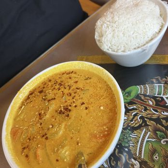 Aroy Thai Garden - Yellow Curry - Thai Near Me - Middletown, Connecticut
