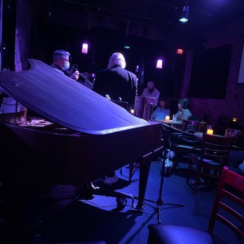 Black Dolphin - Checking out a new place! Live jazz - Jazz & Blues Near Me - Kansas City, Missouri Black Dolphin - Checking out a new place! Live jazz - Jazz & Blues Near Me - Kansas City, Missouri