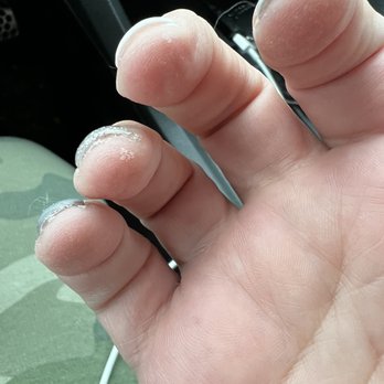 5th Nail Lounge - My skin is glued to the underside of my nails. I've been trying to pry it off ever since I left. - Nail Salons Near Me - Gallatin, Tennessee