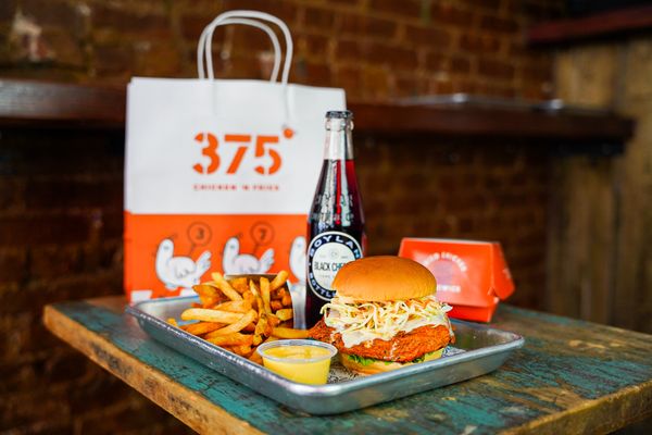 375° Chicken 'n Fries by null