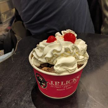 J P Licks - Sundae - Ice Cream & Frozen Yogurt Near Me - Boston, Massachusetts
