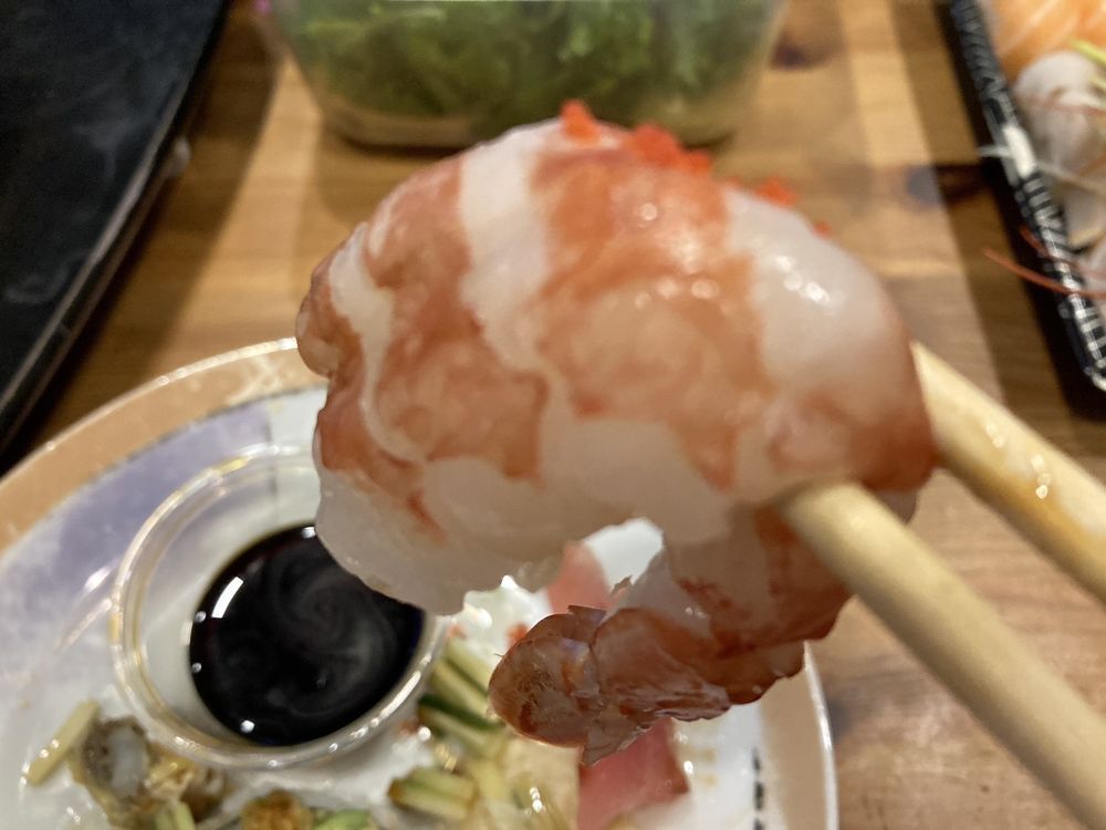 Ako Sushi & Tea / Onezo Tapioca Logo
