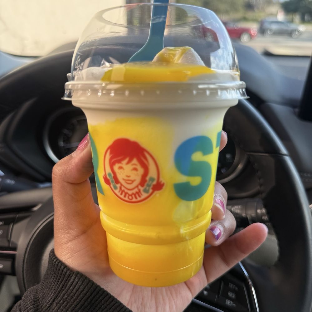 Wendy's - Banana vanilla frosty - Burgers Near Me - Vista, California Wendy's - Banana vanilla frosty - Burgers Near Me - Vista, California