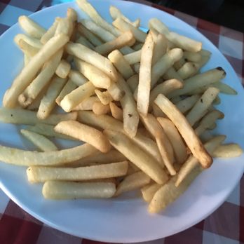 Parada Maimon - French Fries - Dominican Near Me - Philadelphia, Pennsylvania