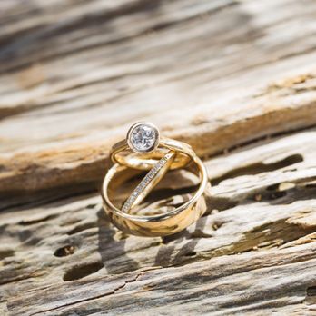 Oaks Jewelers - Photos by Zoe Larkin - Jewelry Near Me - Berkeley, California Oaks Jewelers - Photos by Zoe Larkin - Jewelry Near Me - Berkeley, California