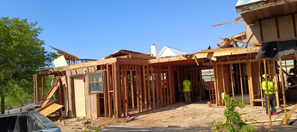 Slide of Cisneros Roofing