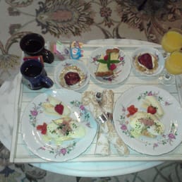 Absolutely beautiful breakfast brought to our room Absolutely beautiful breakfast brought to our room