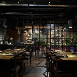 Park 27 Korean Steakhouse - Stunning Decor